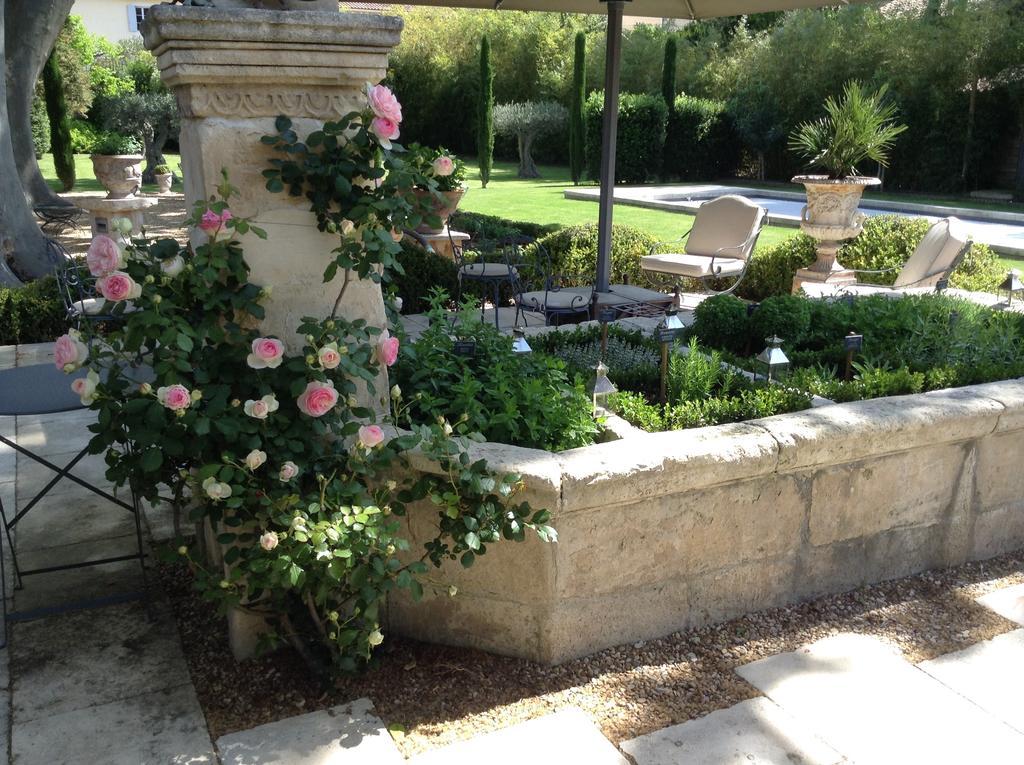 Hotel La Bastide De Boulbon Zewnętrze zdjęcie